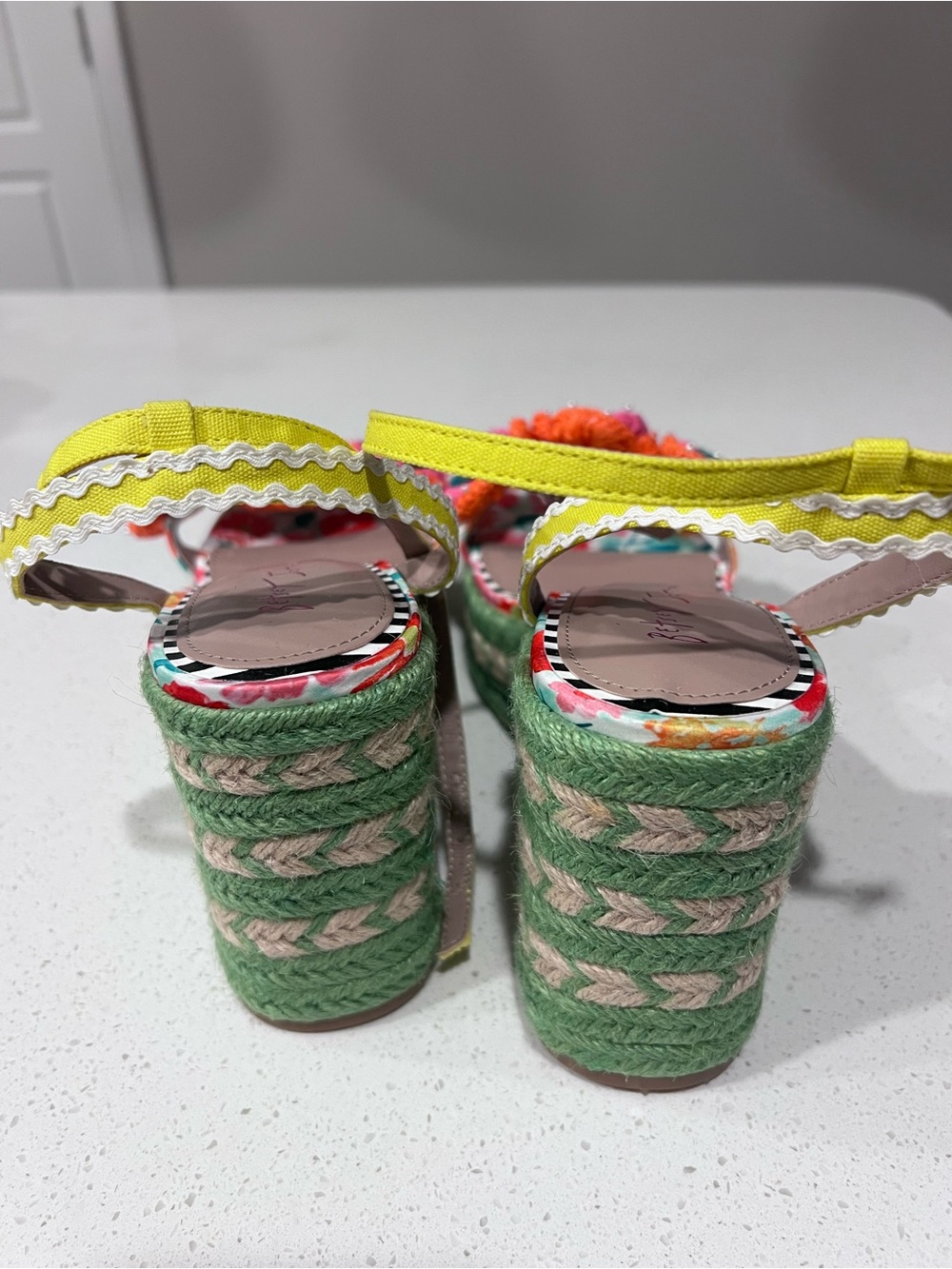 Betsey Johnson Multicolor Crochet Floral Green Espadrille Wedges new - Picture 5 of 5